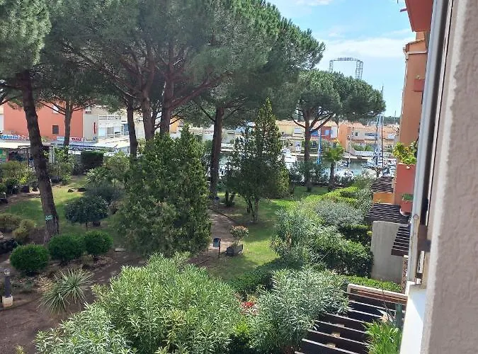 Cap D'agde 2 Pieces - 4 Personnes *