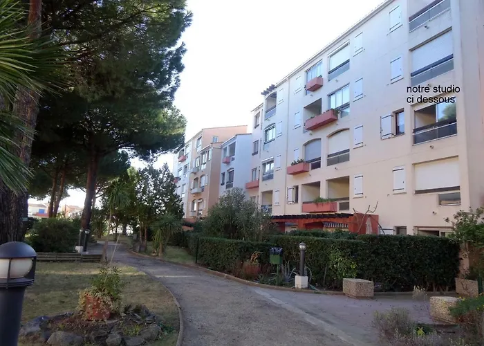 Appartement Cap D'agde 2 Pieces - 4 Personnes *